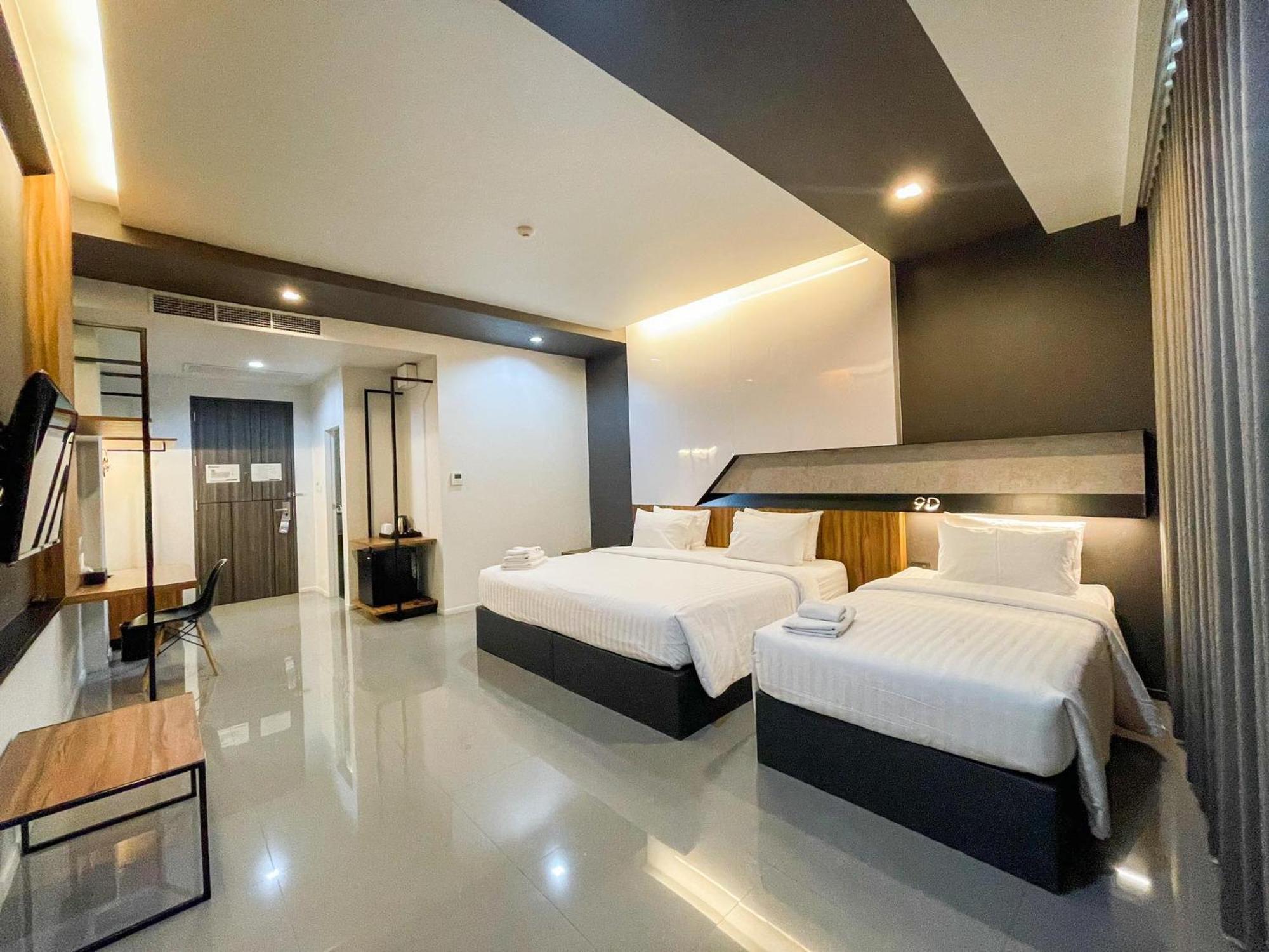 9D Sport Hotel Ούντον Τάνι Εξωτερικό φωτογραφία
