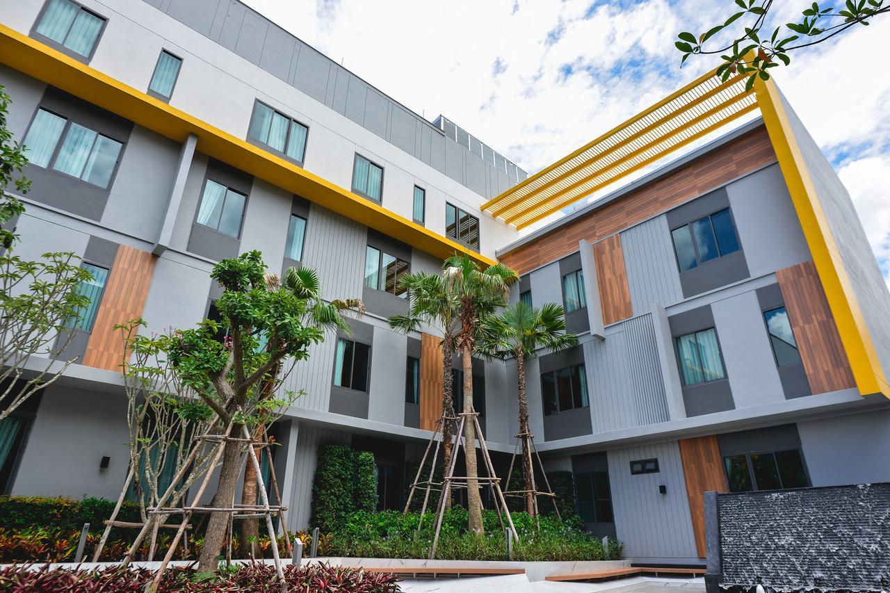 9D Sport Hotel Ούντον Τάνι Εξωτερικό φωτογραφία